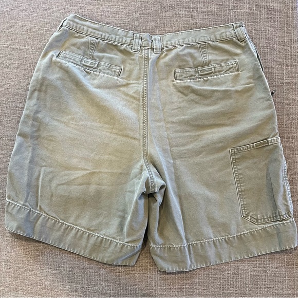 Men’s shorts - Picture 2 of 4